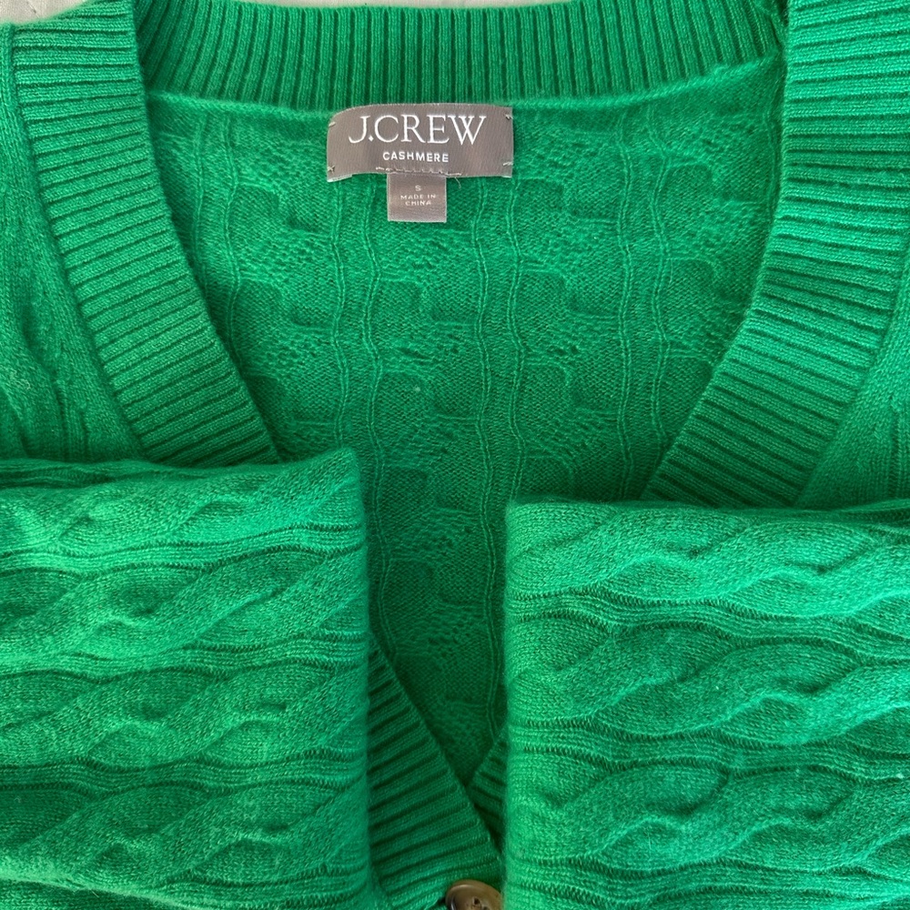 J.Crew Shrunken cashmere cable-knit V-neck cardigan. Size S - Picture 5 of 5